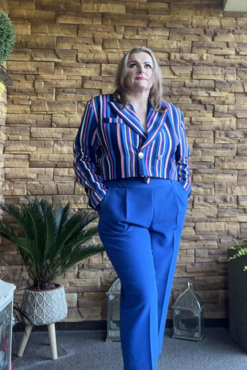 Garnitur w paski Plus Size