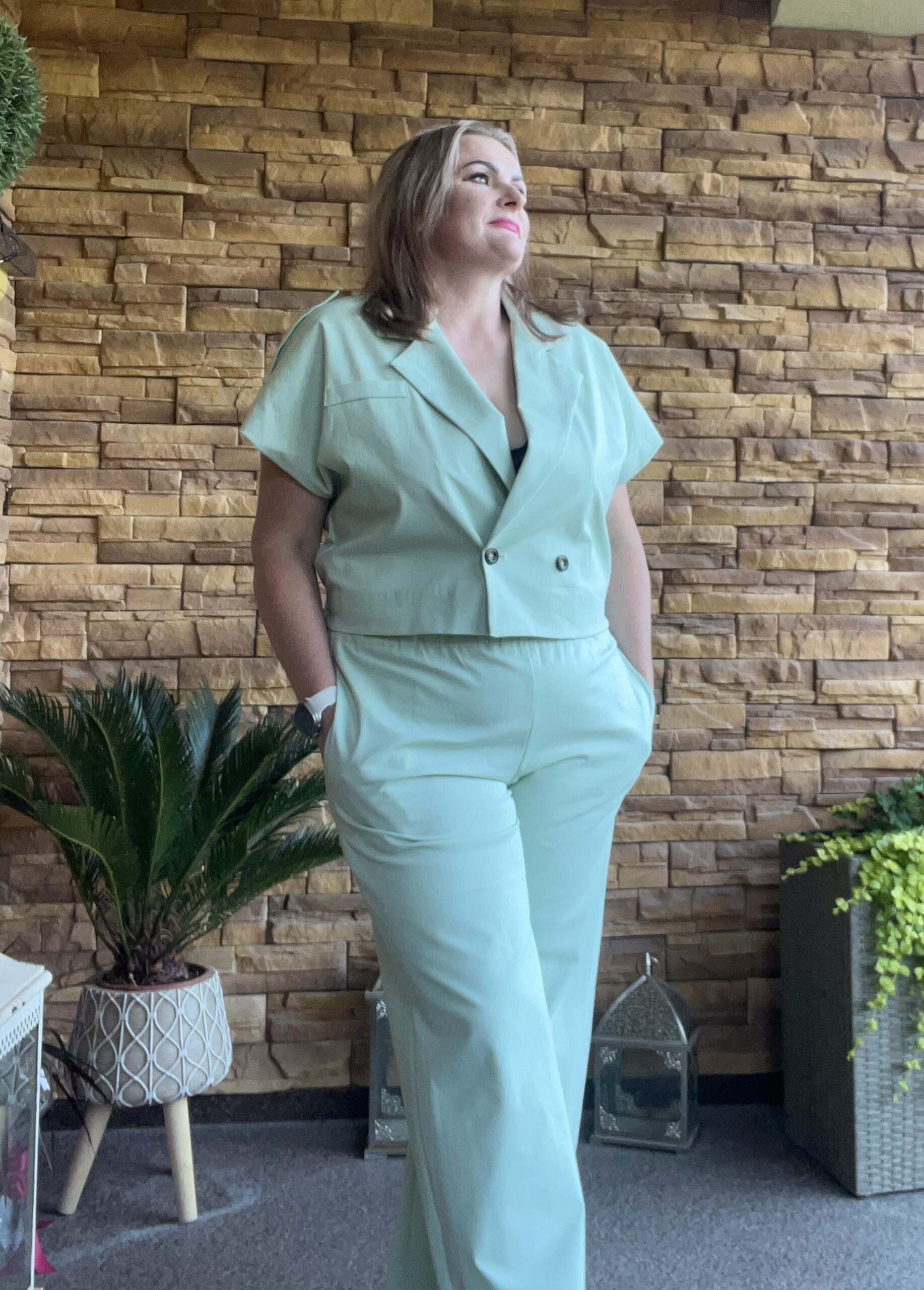 Sportowy garnitur mięta premium - obrazek 4