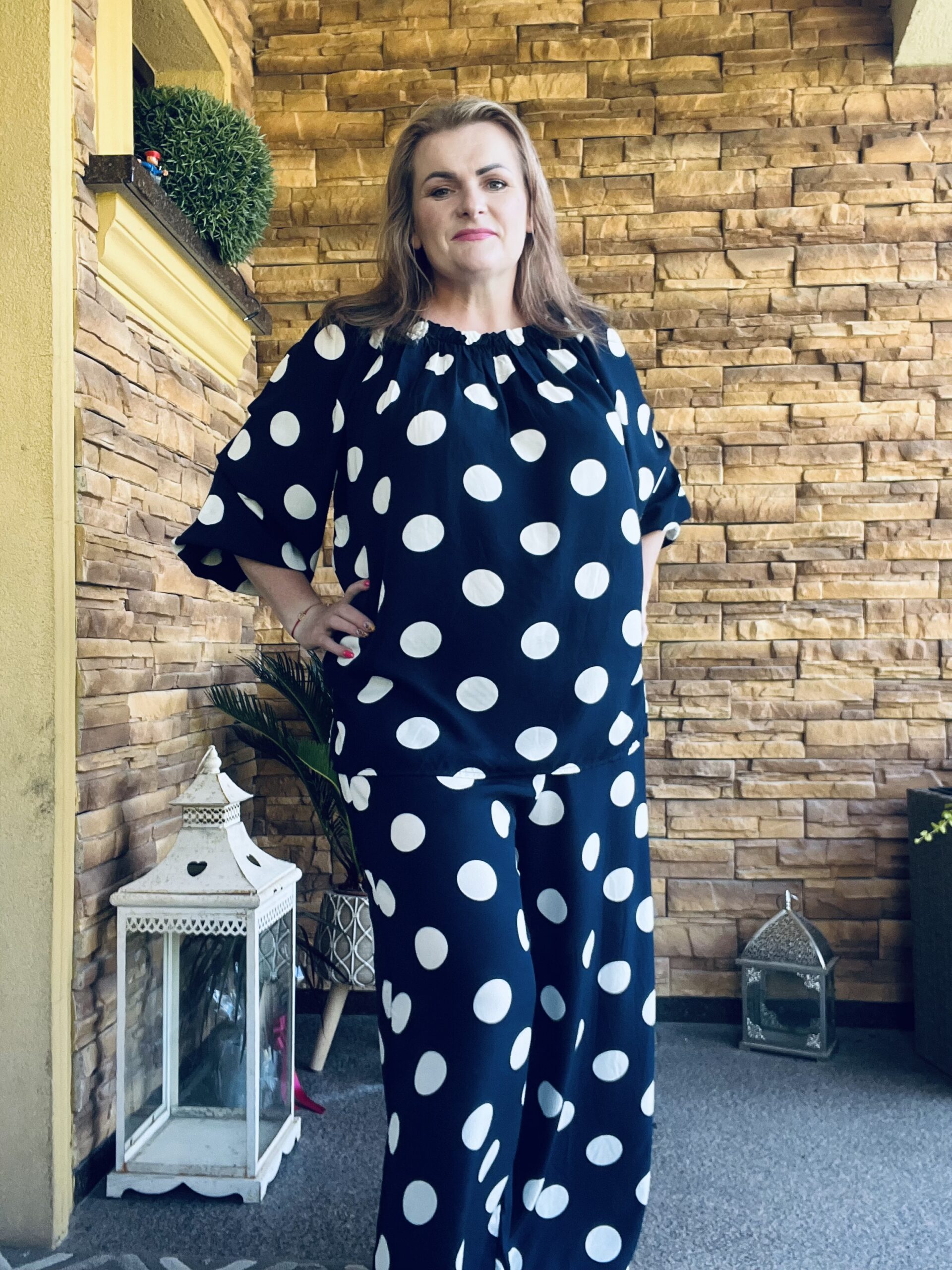 Granatowy Komplet w Grochy – Edycja Limitowana - obrazek 4