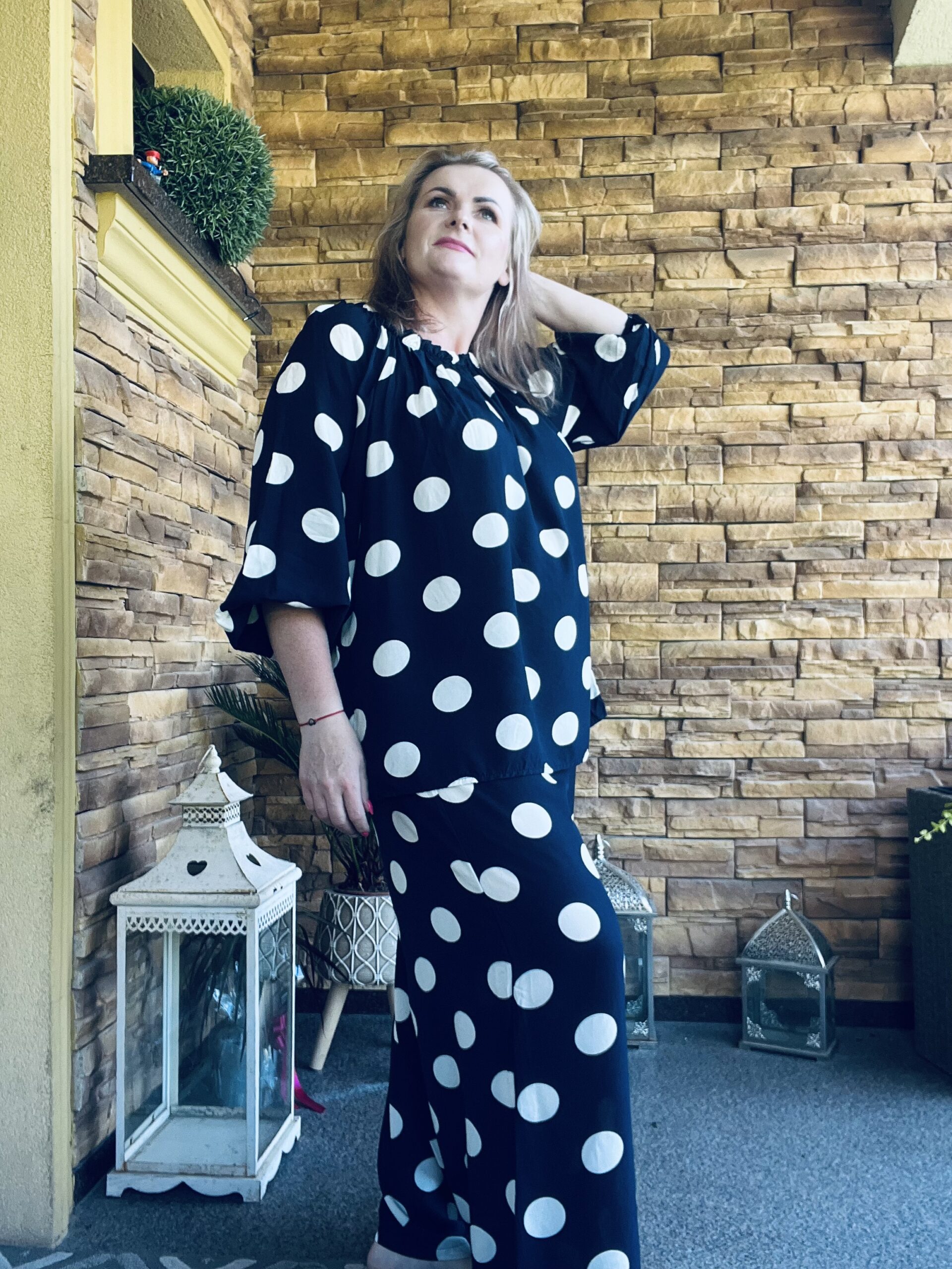 Granatowy Komplet w Grochy – Edycja Limitowana - obrazek 3