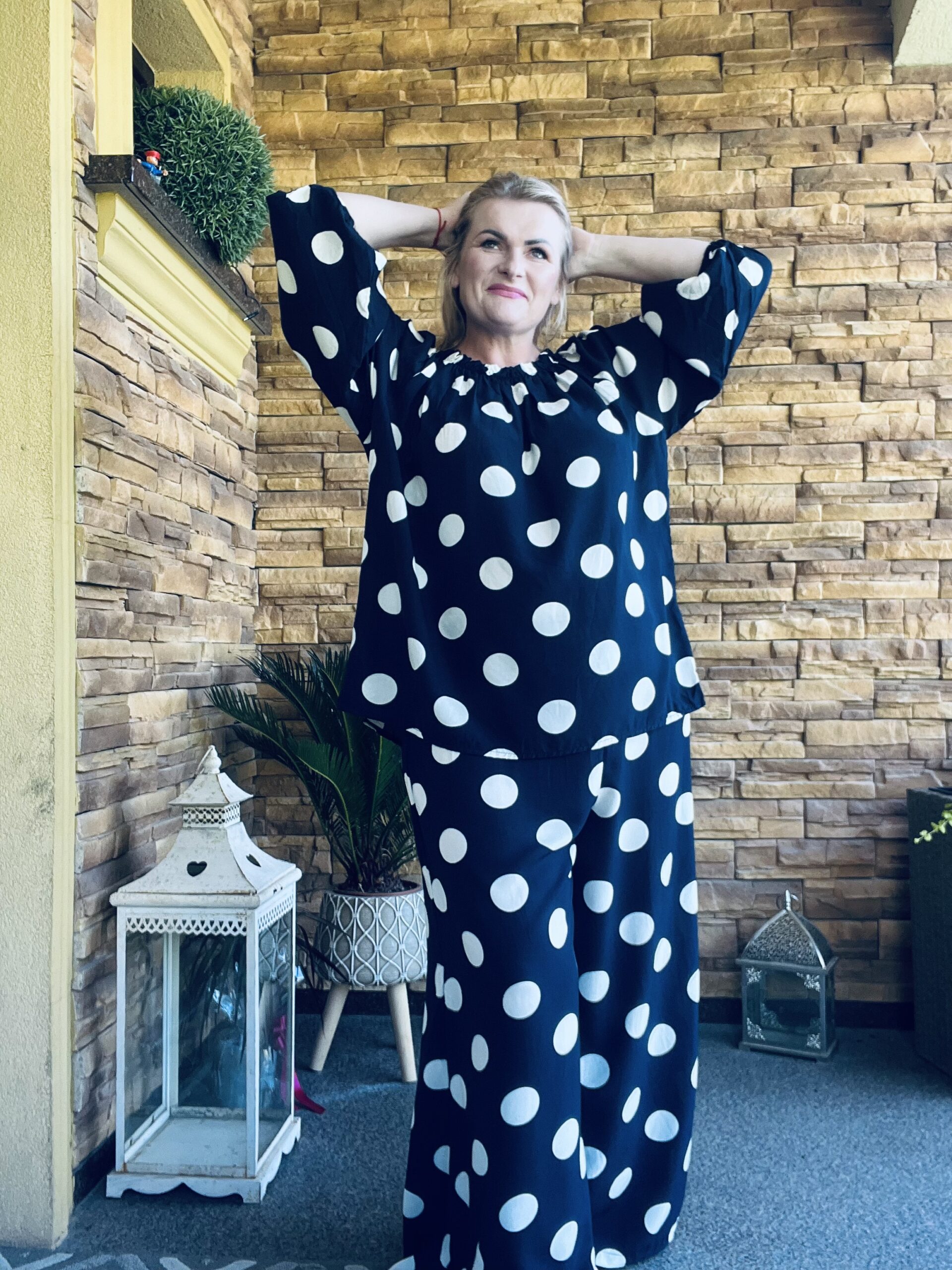 Granatowy Komplet w Grochy – Edycja Limitowana - obrazek 5