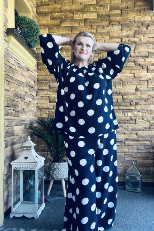 Granatowy Komplet w Grochy – Edycja Limitowana